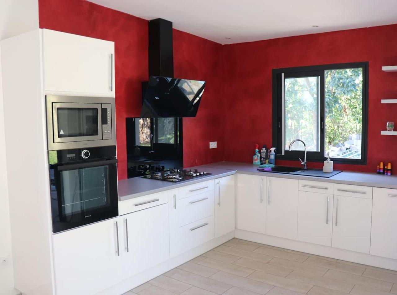 Les Roches Du Sud Villa แซ็ง-ปีแยร์ ภายนอก รูปภาพ